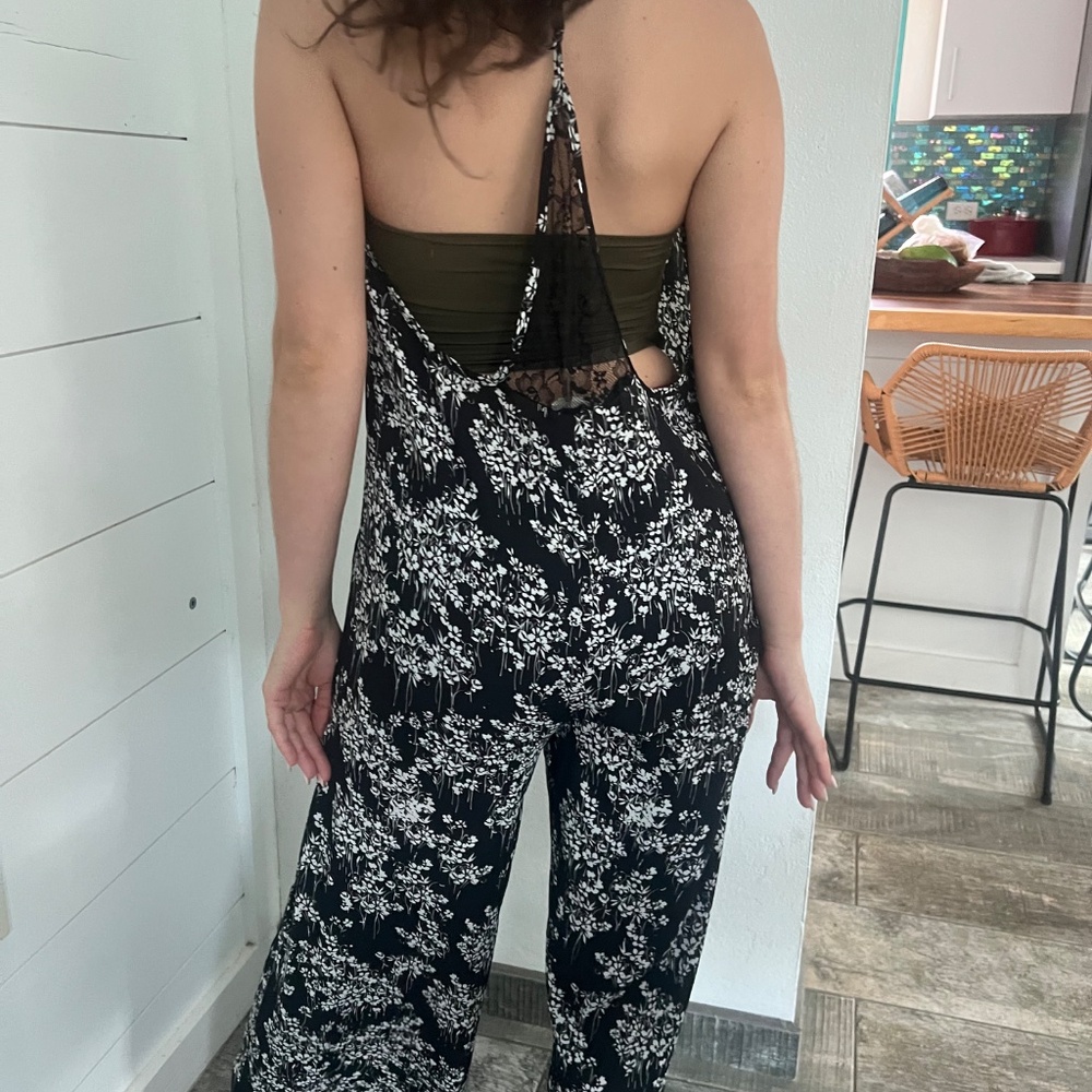 Romper - Picture 2 of 3